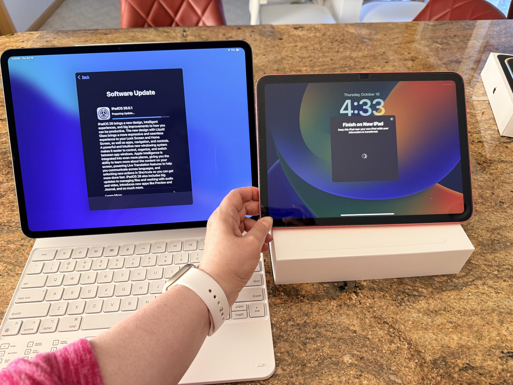 iPad Pro 13-Inch (M4): Built for Apple Intelligence, Ultra Retina XDR Display, 256GB, 12MP Front/Back Camera, LiDAR Scanner, Wi-Fi 6E, Face ID, All-Day Battery Life - Space Black customer photo 1