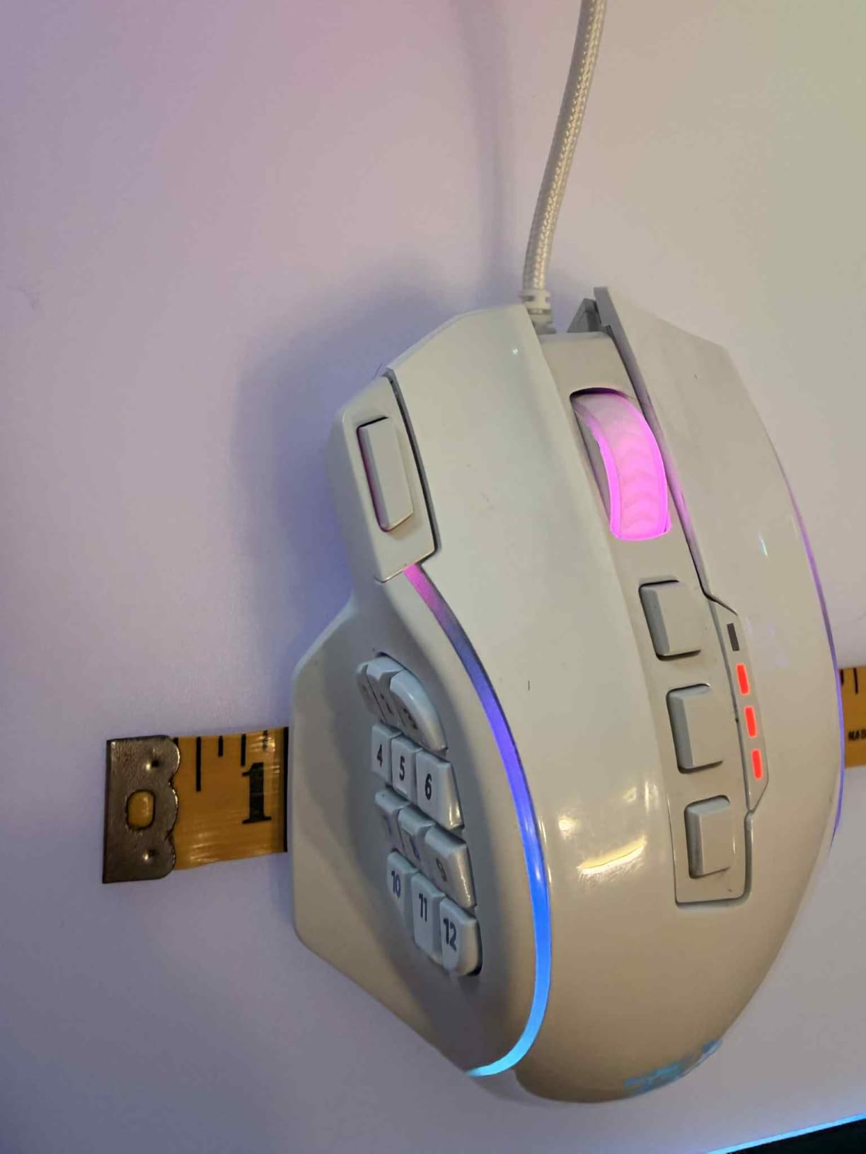Redragon Wireless Gaming Mouse, MMO Gaming Mouse UP 16,000 DPI, 16 Macro Programmable Buttons, RGB Rechargeable Mouse with 12 Side Buttons, 70Hrs for PC Laptop MOBA FPS, White,M901P-WS Customer Review Redragon Wireless Gaming Mouse, MMO Gaming Mouse UP 16,000 DPI, 16 Macro Programmable Buttons, RGB Rechargeable Mouse with 12 Side Buttons, 70Hrs for PC Laptop MOBA FPS, White,M901P-WS - Customer Photo 1