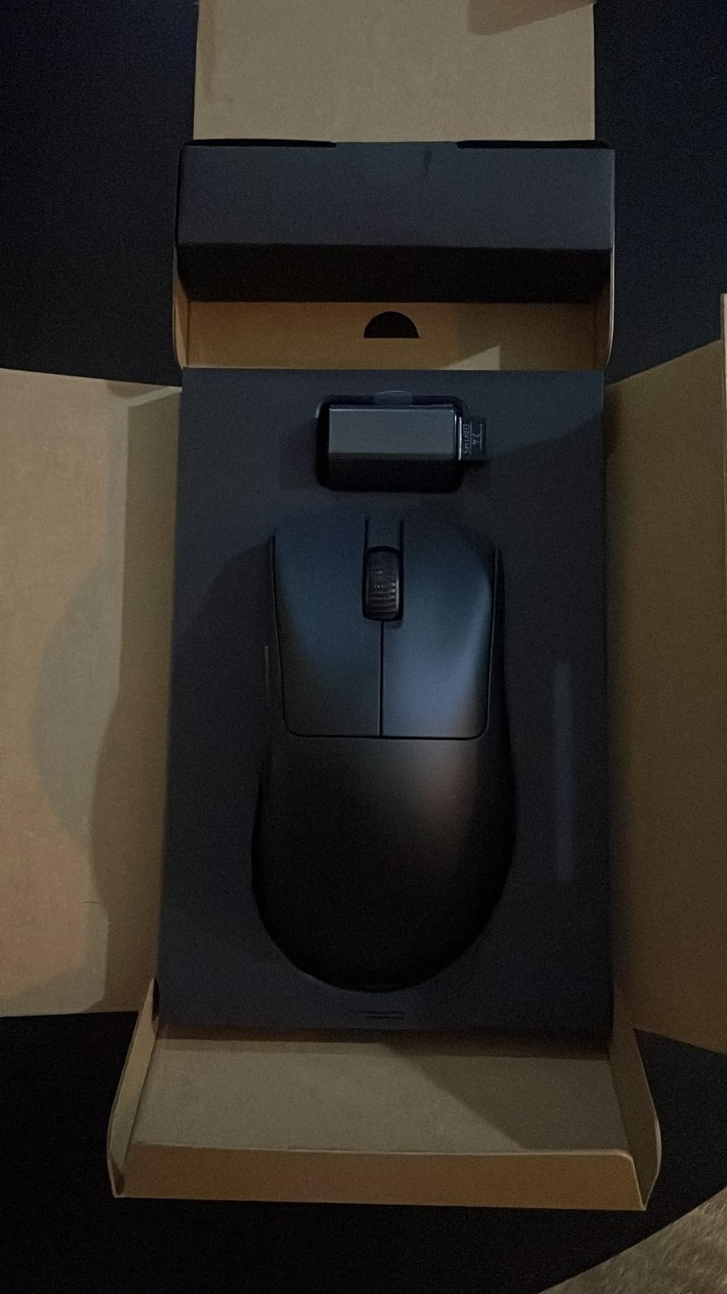 Razer DeathAdder V3 HyperSpeed Wireless Gaming Mouse: 55g Lightweight - USB C Charging - Up to 100 Hr Battery - Advanced 26K Optical Sensor - Gen-3 Optical Switches - 8 Programmable Controls - Black customer photo 1
