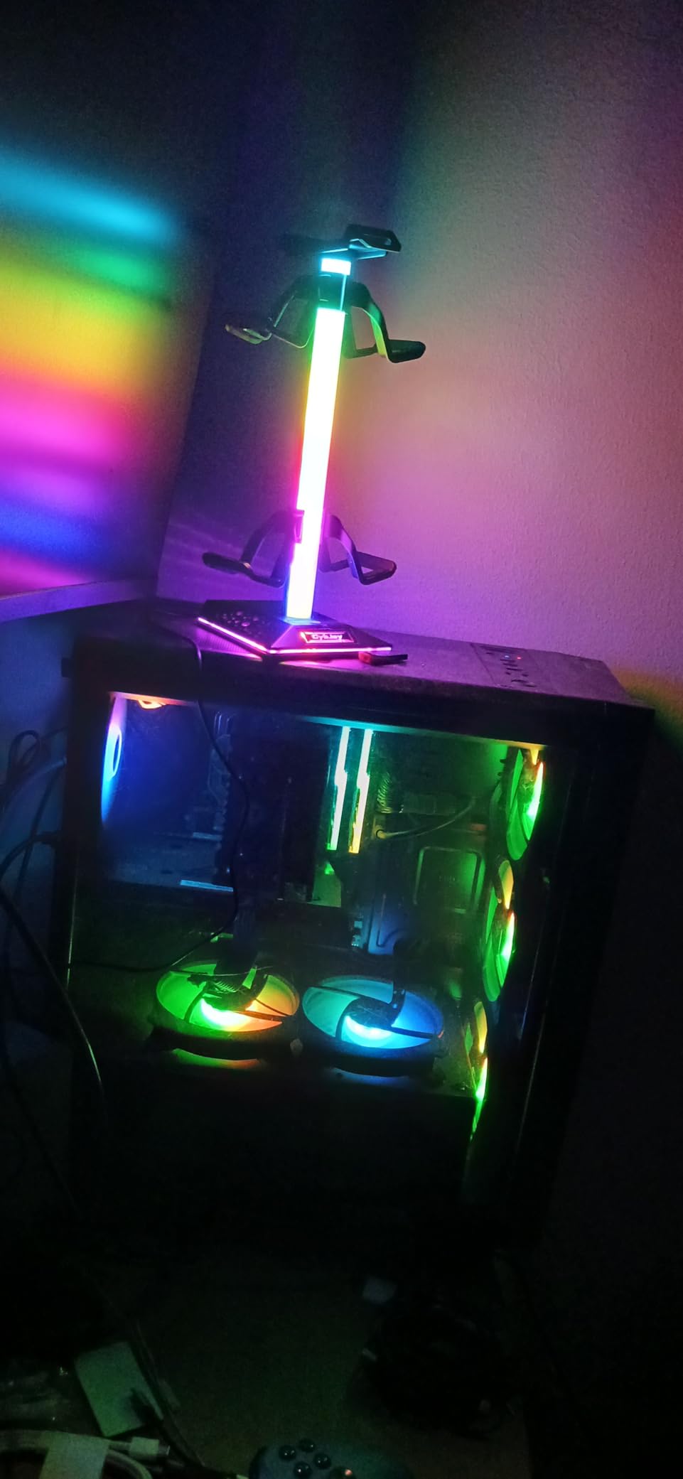 Gaming Headphone Stand PC Accessories - RGB Headset Stand with 2 USB and 1 Type-C Ports, LED Headphone Stand Gift for Boys Men, Computer Game Accessories for Desk - Customer Photo 1