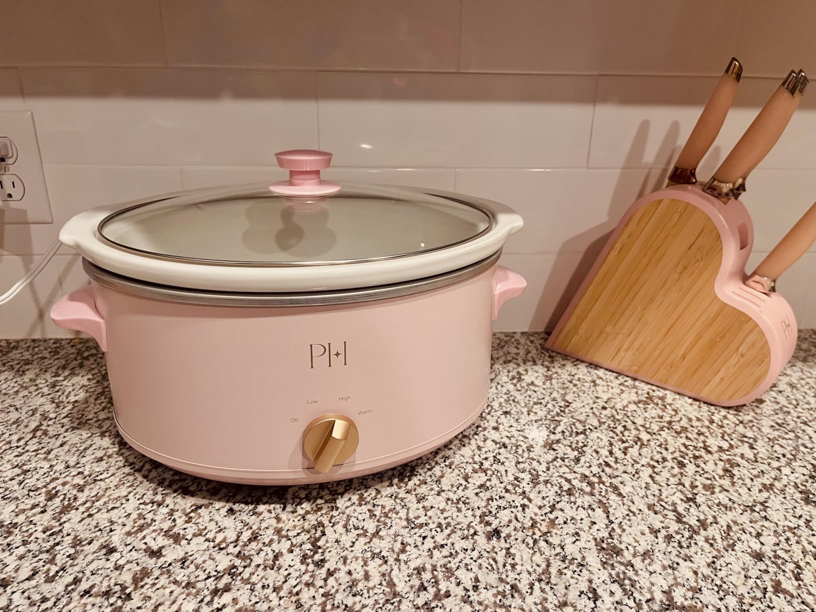 Paris Hilton 6-Quart Manual Slow Cooker, Features Three Settings (Low, High, Warm), Naturally Nonstick and Dishwasher Safe Stoneware Insert, Family Sized Capacity, Pink - Customer Photo 1