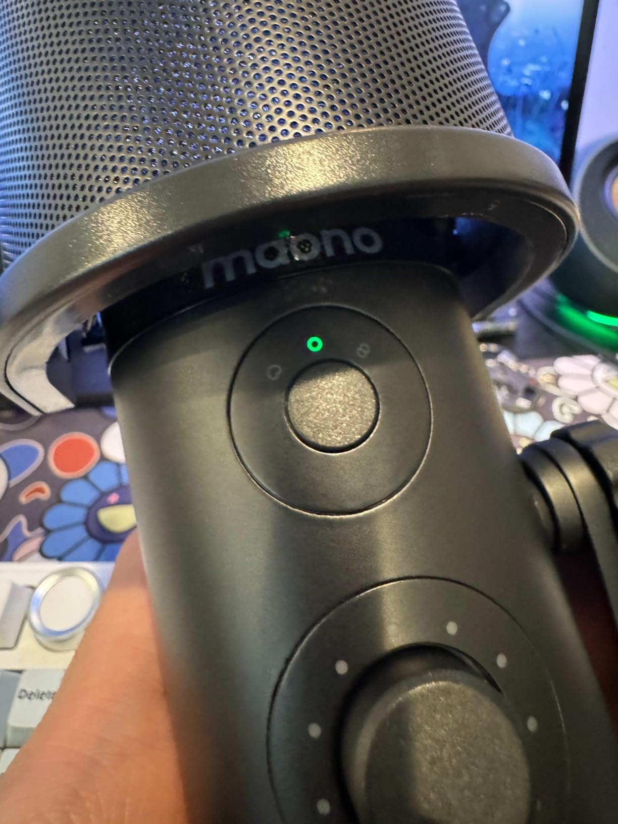 MAONO USB Microphone for Gaming Streaming, Podcast Condenser mic with 3 Polar Patterns Software for Twitch TikTok YouTube Discord, Profession Studio Recording Mic for Computer PC Mac PS5 PS4, DM50 - Customer Photo 2