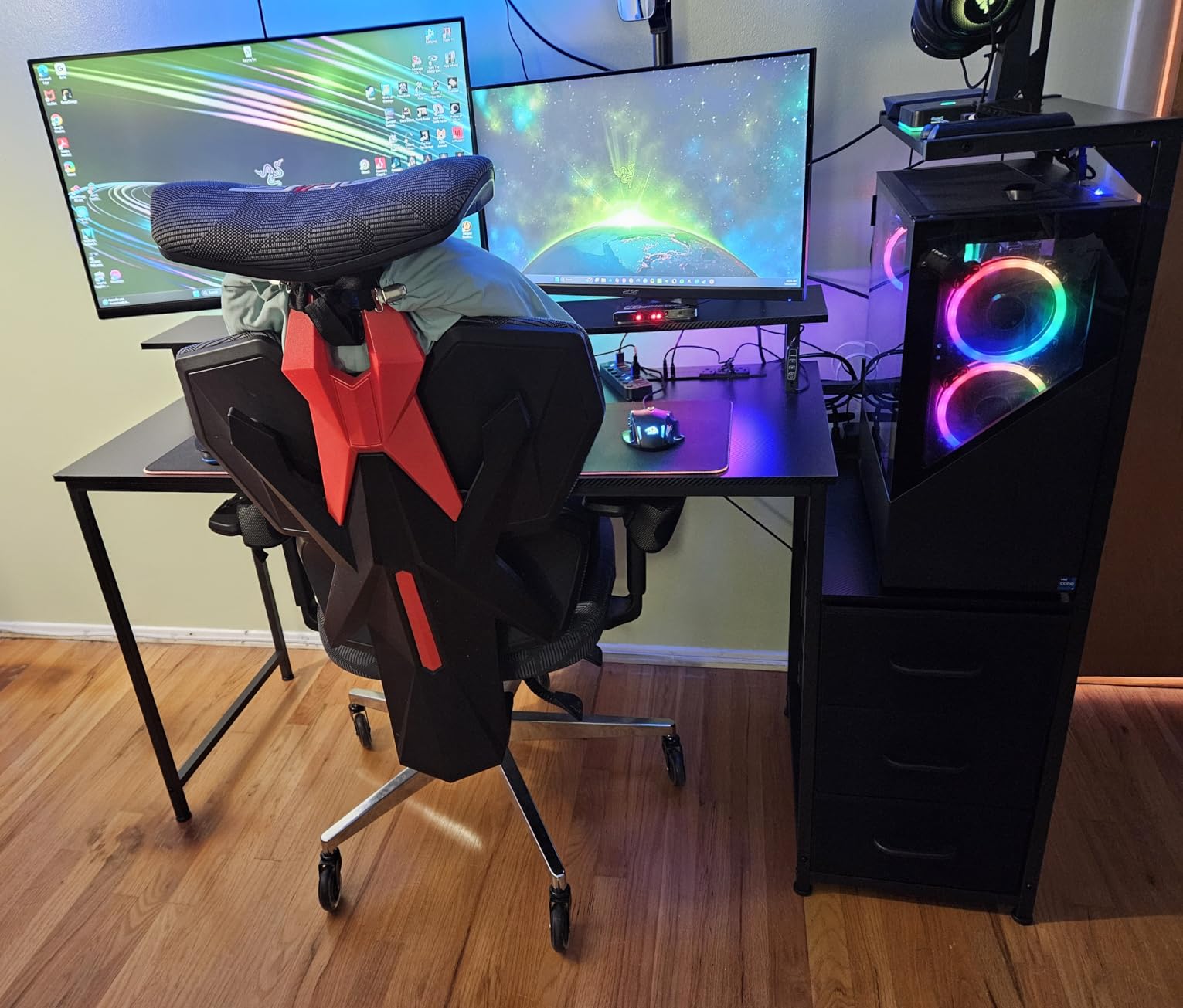 AODK 59 Inch Gaming Desk with USB Charging Ports & LED Light- Reversible Computer Desk with Storage Shelves & Monitor Stand, Modern Gamer Desk Table with Fabric Drawers & Side Hook, Carbon Fiber Black Customer Review AODK 59 Inch Gaming Desk with USB Charging Ports & LED Light- Reversible Computer Desk with Storage Shelves & Monitor Stand, Modern Gamer Desk Table with Fabric Drawers & Side Hook, Carbon Fiber Black - Customer Photo 3