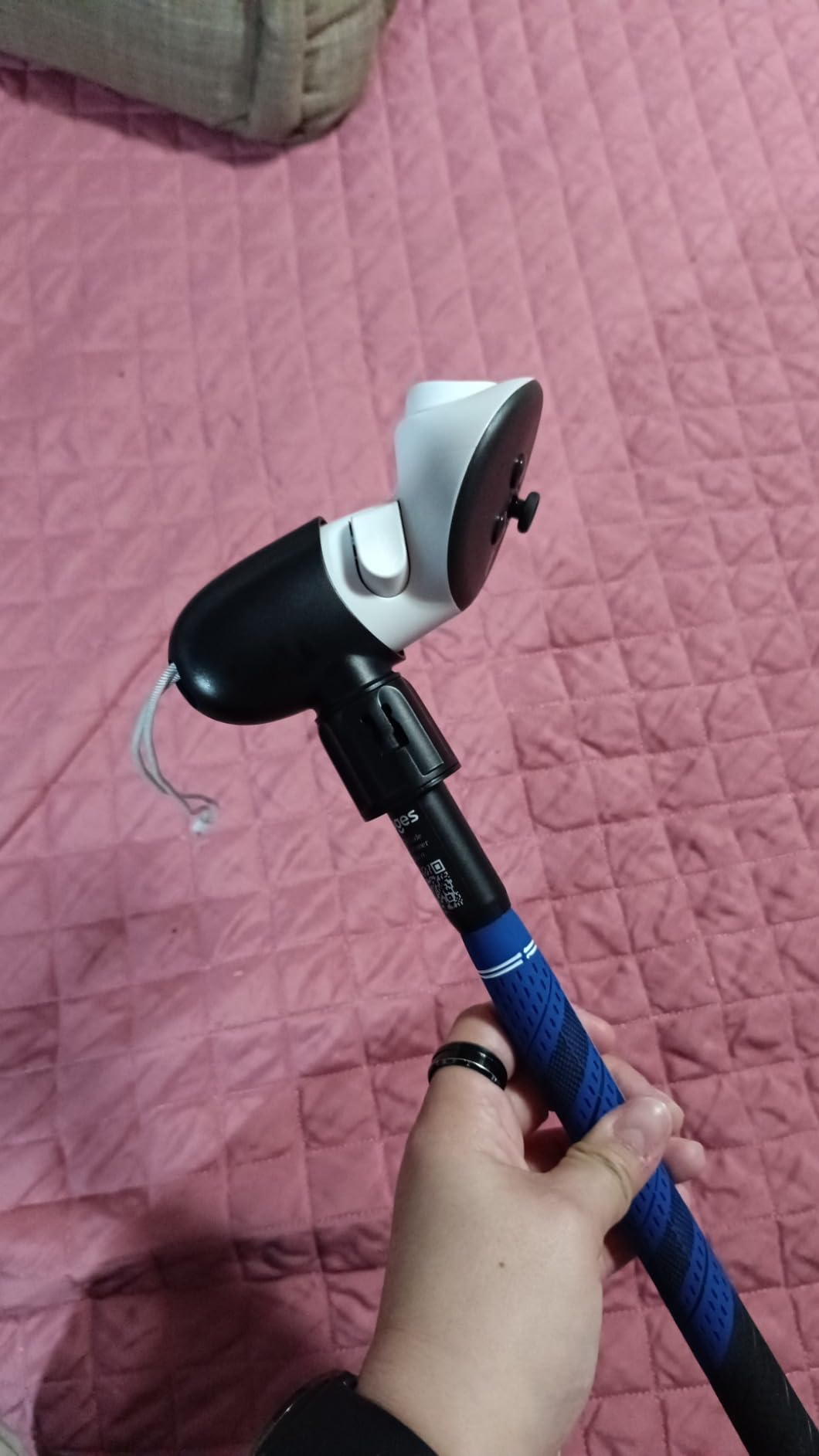 YOGES VR Golf Club Attachment Compatible with Meta Quest 3S/ Quest 3/ Oculus Quest 2 Controller, Non-Slip VR Golf Handle Grips 90 Degree Keep Tracking for Golf VR Games (ONLY for Right Controller) Customer Review YOGES VR Golf Club Attachment Compatible with Meta Quest 3S/ Quest 3/ Oculus Quest 2 Controller, Non-Slip VR Golf Handle Grips 90 Degree Keep Tracking for Golf VR Games (ONLY for Right Controller) - Customer Photo 3