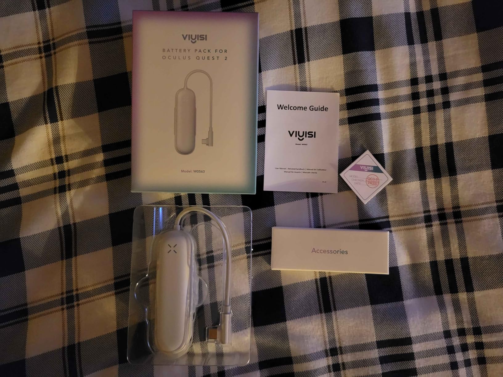 VIYISI Battery Pack for Meta Quest 3 and 2, 5000mAh Power Bank for Extended Playtime, Lightweight VR Charger Accessories Compatible with Oculus Quest Original and Elite Straps Customer Review VIYISI Battery Pack for Meta Quest 3 and 2, 5000mAh Power Bank for Extended Playtime, Lightweight VR Charger Accessories Compatible with Oculus Quest Original and Elite Straps - Customer Photo 2