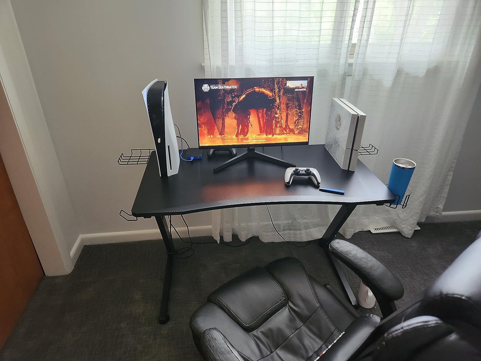 GTRACING L Shaped Gaming Desk, Carbon Fiber Style Computer Desk Compatible with Monitor Arm Storage Shelves Corner Desk Gaming Table for Home Office Desks Easy to Assemble Adjustable Shelf Height Customer Review GTRACING L Shaped Gaming Desk, Carbon Fiber Style Computer Desk Compatible with Monitor Arm Storage Shelves Corner Desk Gaming Table for Home Office Desks Easy to Assemble Adjustable Shelf Height - Customer Photo 5