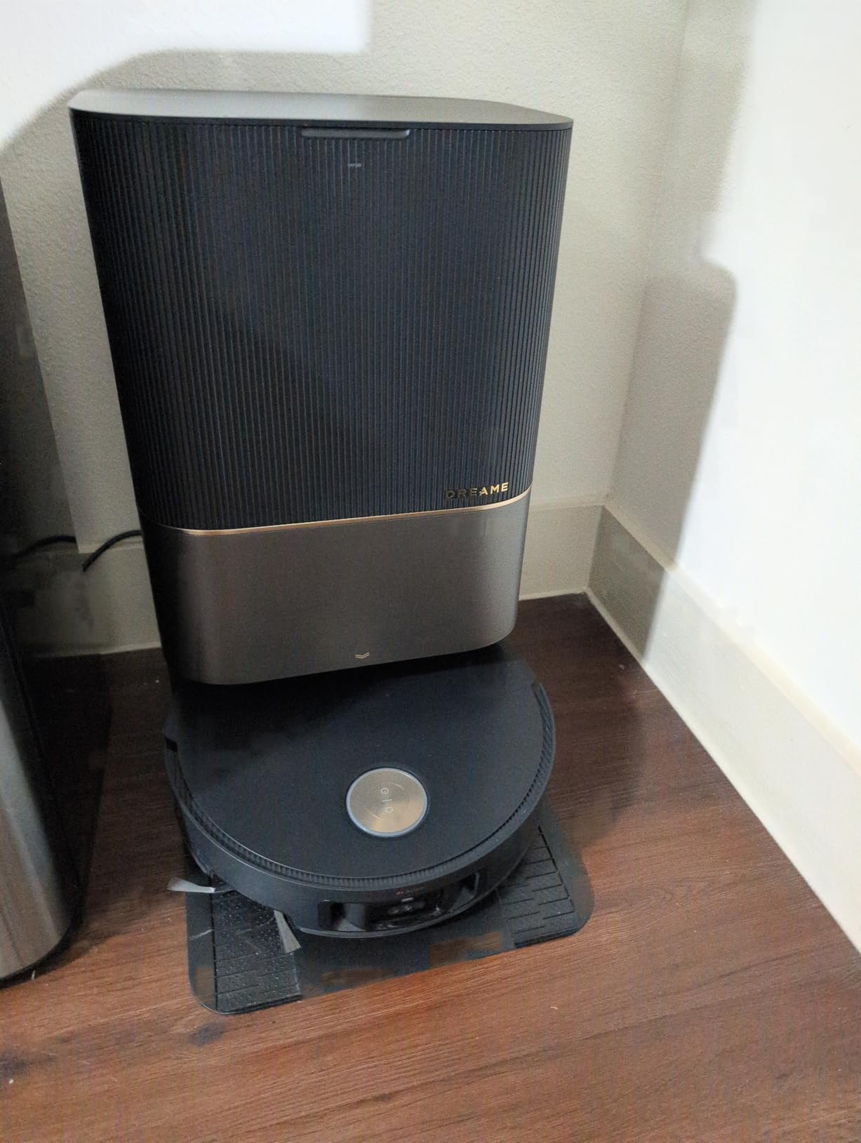 DREAME X50 Ultra Robot Vacuum and Mop with Auto-Empty and Mop Self-Cleaning, 20,000Pa Suction, Obstacle Avoidance and 360° Navigation, Corner to Edge Deep Cleaning, Detangling Brush - Customer Photo 1
