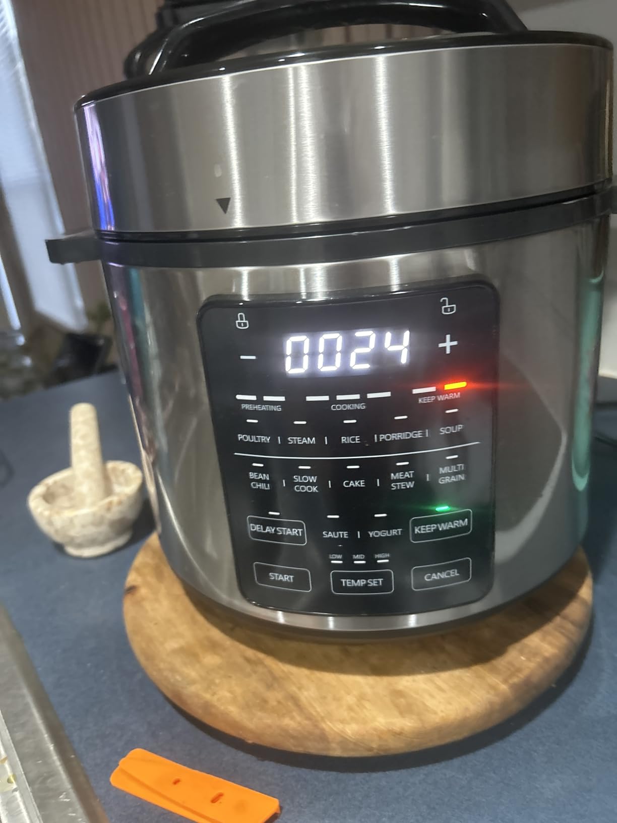 DUMOS 12-in-1 Electric Pressure Cooker 6 QT Stainless Steel Multi Cooker Electric for Pressure, Rice, Steamer, Yogurt Maker, Slow Cook,Meat Stew, Cake, Porridge, Multigrain, Sliver - Customer Photo 1