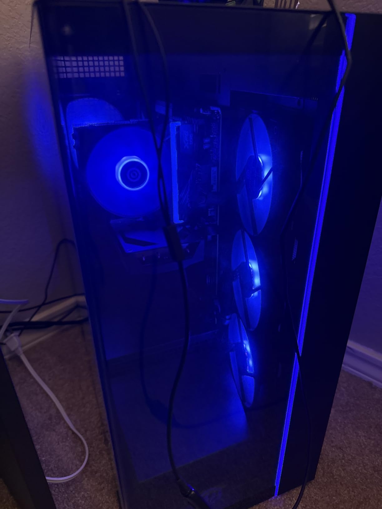CyberPowerPC Gamer Master Gaming PC, AMD Ryzen 7 8700F 4.1GHz, GeForce RTX 5060 Ti 8GB, 16GB DDR5, 1TB PCIe 4.0 SSD, WiFi Ready & Windows 11 Home (GMA2900A2) - Customer Photo 2