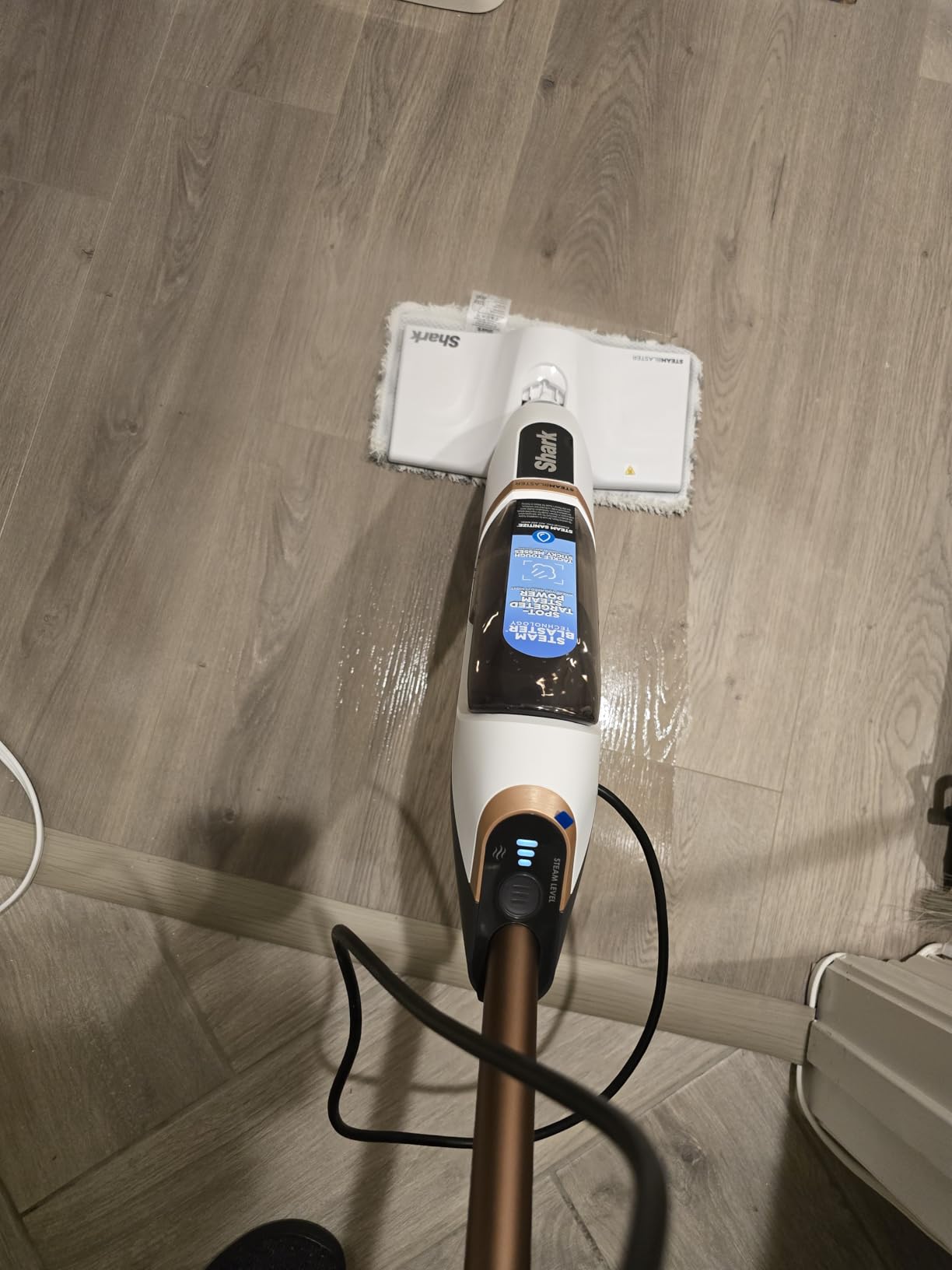Shark SteamSpot Steam Mop with Steam Blaster Technology, 3 Steam Modes, 2 Washable Pads, XL Removable Water Tank, Lightweight, Steam Cleaner for sealed Hard Floors, Hardwood, Tile, Laminate, S2001 customer photo 1