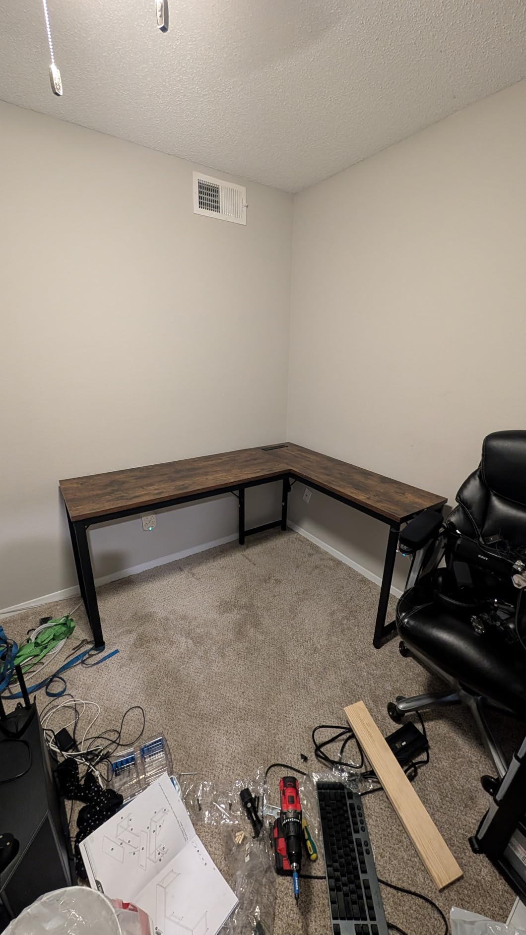 Huuger 63 Inch L Shaped Desk with Power Outlets and USB-C Port, Reversible Computer Desk, Larger Office Corner Gaming Desk, 0.95 Inch Thicker Desktop, Metal Frame, for Home Office, Study, Black Customer Review Huuger 63 Inch L Shaped Desk with Power Outlets and USB-C Port, Reversible Computer Desk, Larger Office Corner Gaming Desk, 0.95 Inch Thicker Desktop, Metal Frame, for Home Office, Study, Black - Customer Photo 1