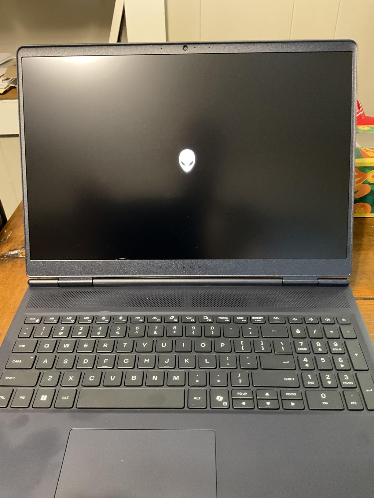 Alienware 16 Aurora Laptop AC16250-16-inch 16:10 WQXGA Display, Intel Core 7-240H Series 2, 16GB DDR5 RAM, 1TB SSD, NVIDIA GeForce RTX 5060 8GB GDDR7, Windows 11 Home, Onsite Service - Blue - Customer Photo 2