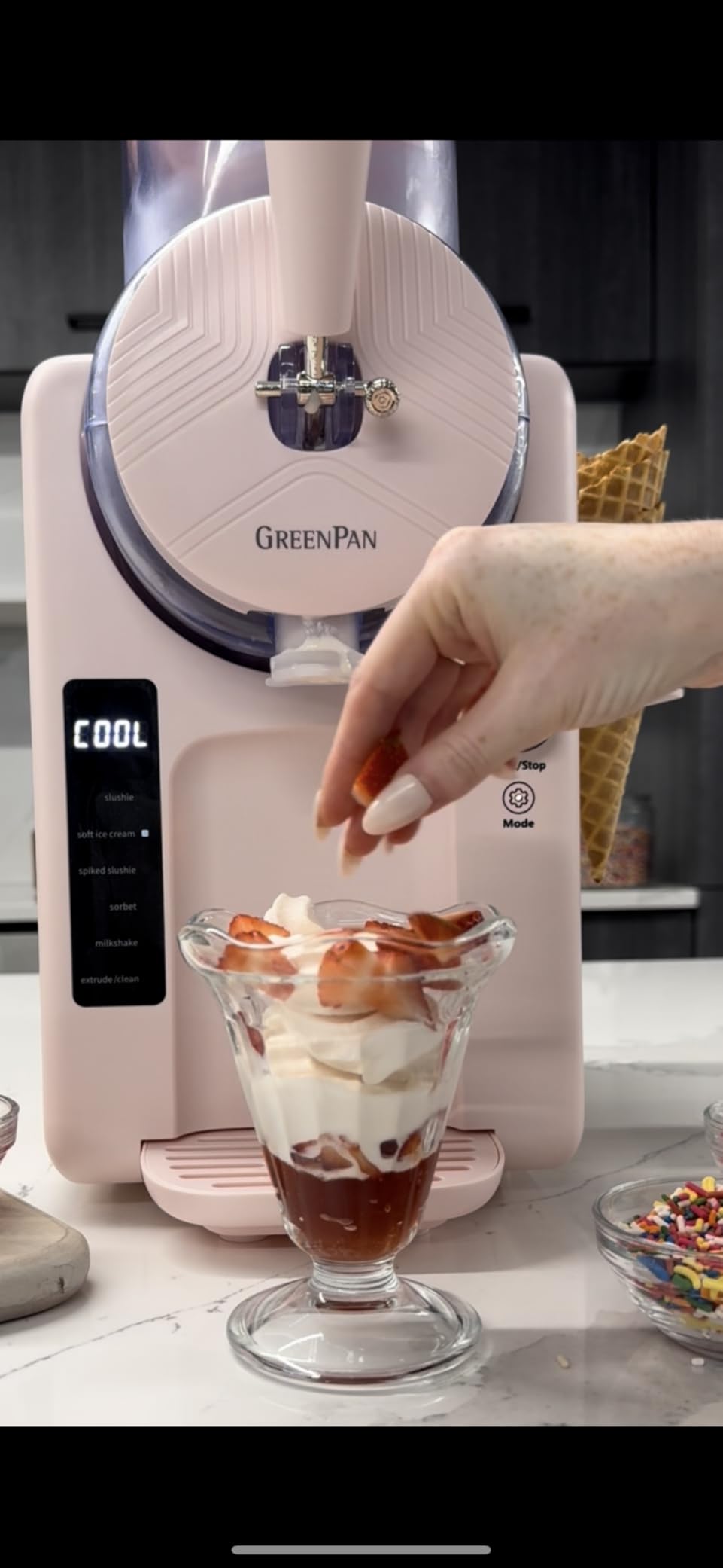 GreenPan Frost Ice Cream Maker & Slushie Machine, Soft Serve, Sorbet, Margaritas, Milkshakes, Frozen Yogurt, No Pre-Freezing, Ready in 15 Mins, 6 Modes, 7 Textures, Self-Cleaning, Family Size, Gray - Customer Photo 2