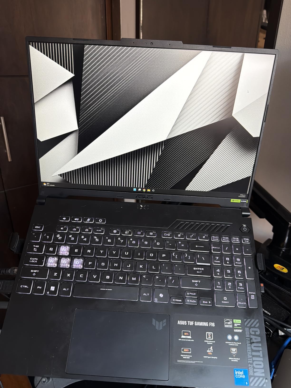 ASUS TUF Gaming F16 (2025) Gaming Laptop, 16 ASUS TUF Gaming F16 (2025) Gaming Laptop, 16