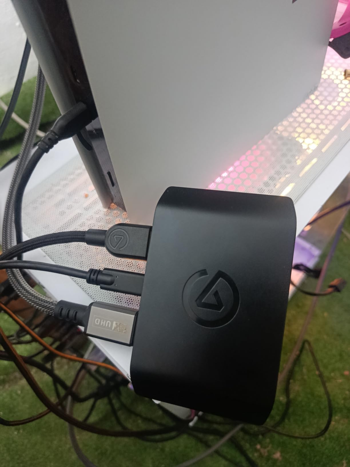 Elgato 4K S – External Capture Card for PS5, Xbox Series X/S, Switch 2, PC, Mac, iPad | 4K60, 1440p120, or 1080p240 Passthrough and Capture, HDR10, VRR, USB-C, Near-Zero Latency - Customer Photo 1