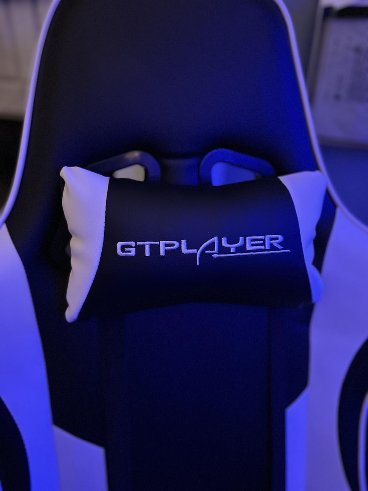 GTPLAYER Gaming Chair, Computer Chair with Footrest and Lumbar Support, Height Adjustable Game Chair with 360°-Swivel Seat and Headrest and for Office or Gaming (Snow White) Customer Review GTPLAYER Gaming Chair, Computer Chair with Footrest and Lumbar Support, Height Adjustable Game Chair with 360°-Swivel Seat and Headrest and for Office or Gaming (Snow White) - Customer Photo 1