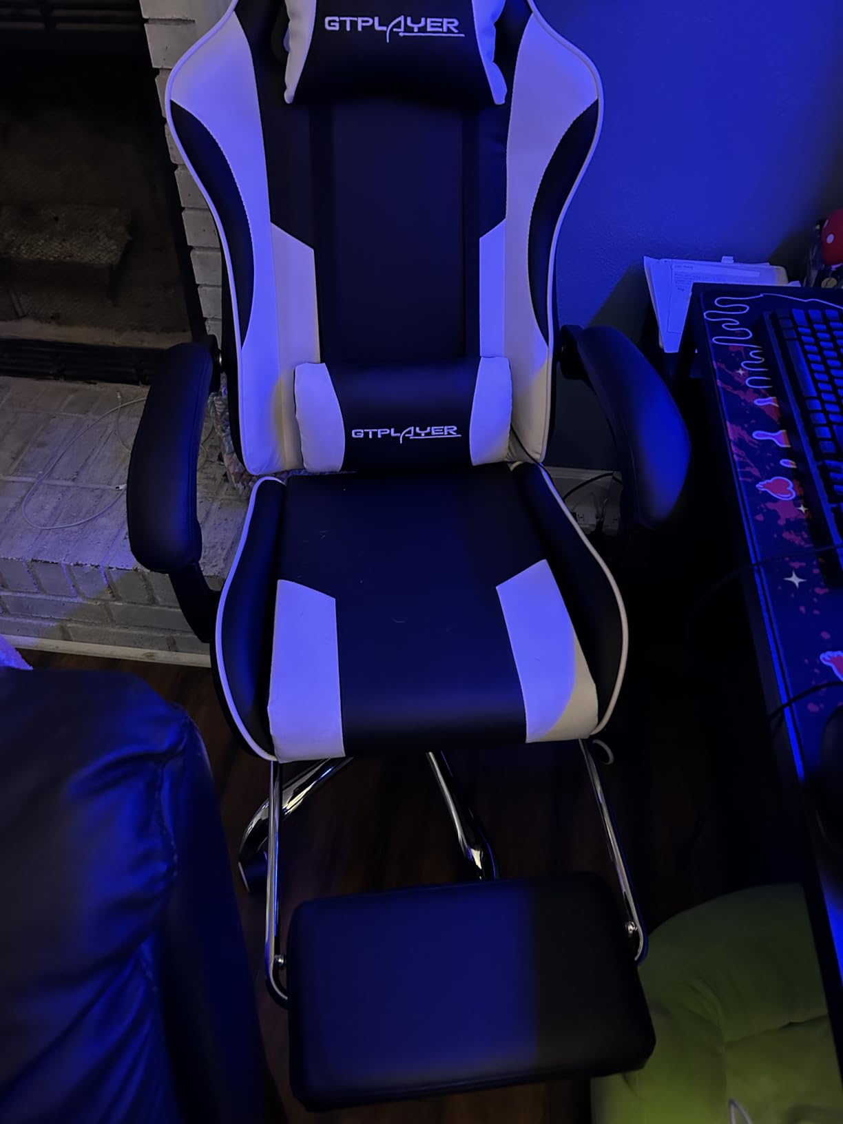 GTPLAYER Gaming Chair, Computer Chair with Footrest and Lumbar Support, Height Adjustable Game Chair with 360°-Swivel Seat and Headrest and for Office or Gaming (Snow White) Customer Review GTPLAYER Gaming Chair, Computer Chair with Footrest and Lumbar Support, Height Adjustable Game Chair with 360°-Swivel Seat and Headrest and for Office or Gaming (Snow White) - Customer Photo 3