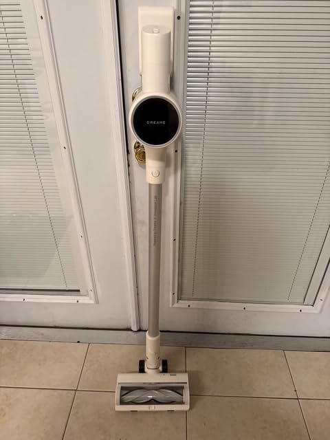 DREAME Cordless Stick Vacuum Cleaner for Home, Powerful 120AW Suction with Anti-Tangle Brush, LED Headlights, Five-Layer Filtration, Up to 60 Mins, Handheld Vacuum Deep Clean Hair, Hard Floor, Carpet - Customer Photo 2