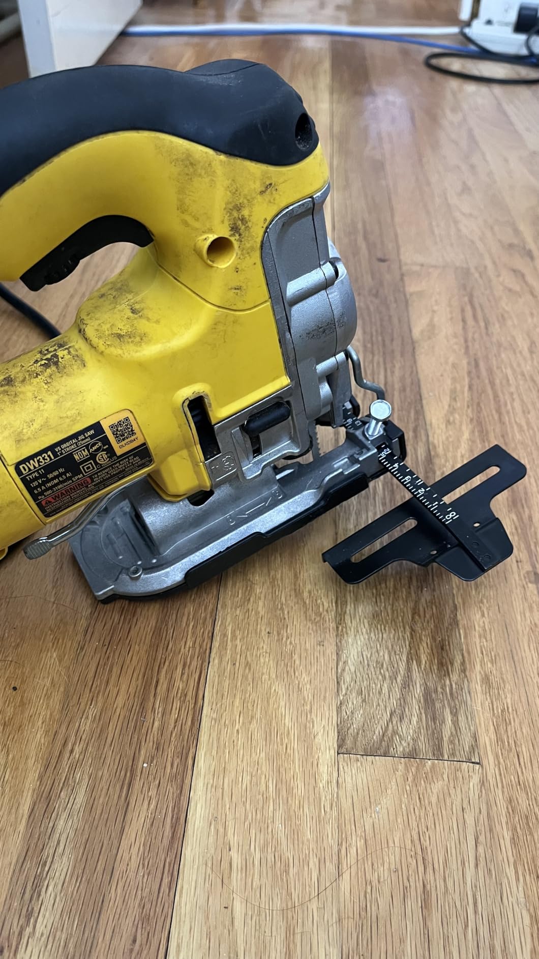 DEWALT Jig Saw, Top Handle, 6.5-Amp, Corded (DW331K) - Customer Photo 2