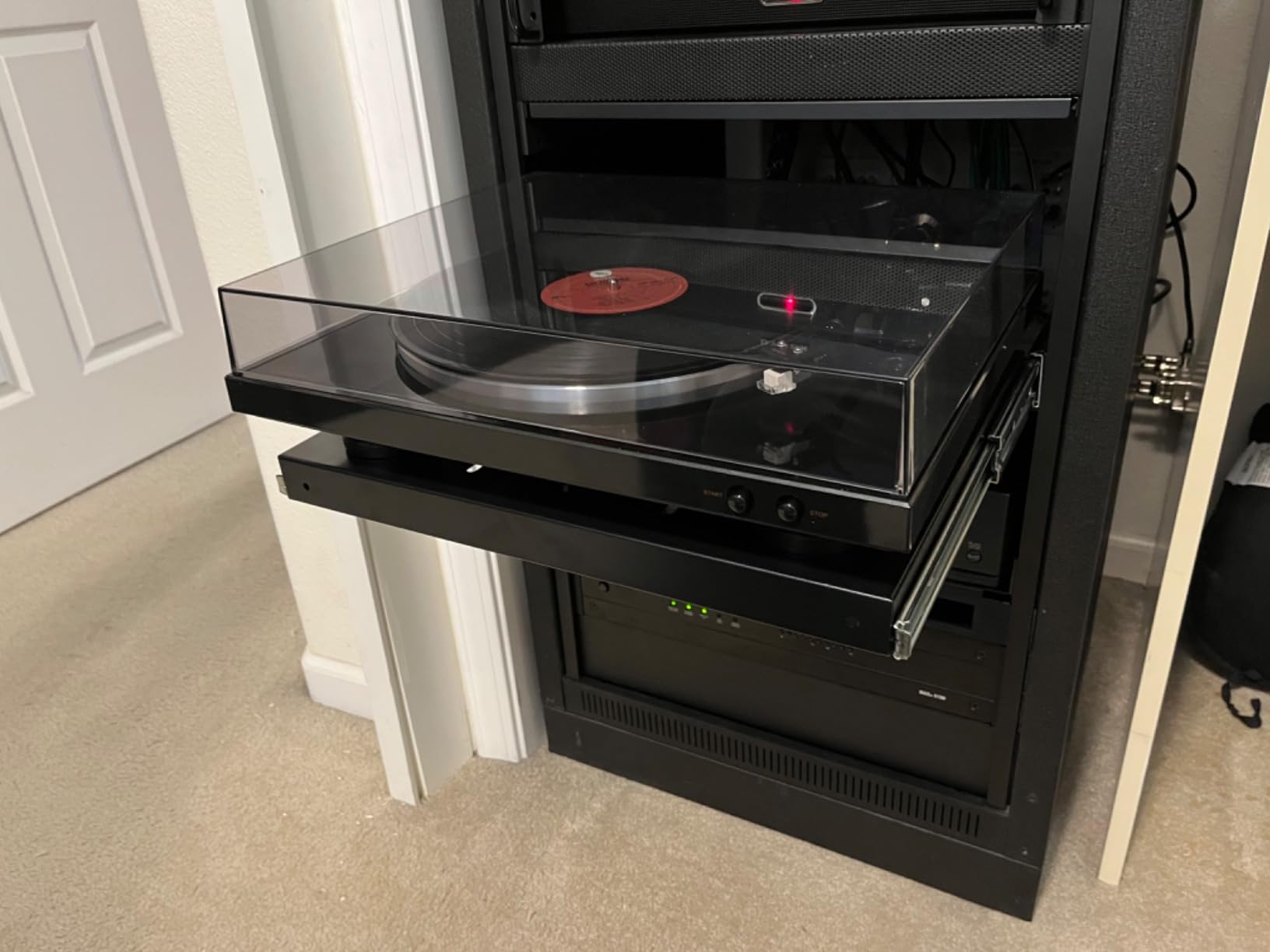 Denon DP-300F Fully Automatic Analog Turntable & Vinyl Record Player with Built-in Phono Equalizer | Turntables for Vinyl Records | Unique Tonearm Design | Hologram Vibration Analysis | Slim Design - Customer Photo 2