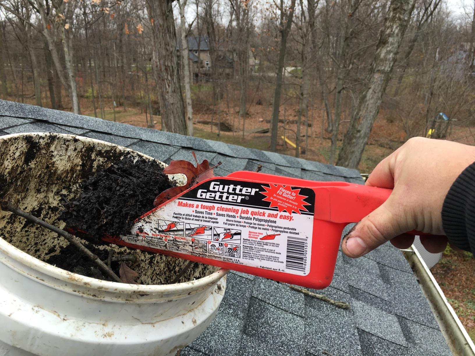 Gutter Getter 00101 Cleaning Scoop Customer Review Gutter Getter 00101 Cleaning Scoop - Customer Photo 2