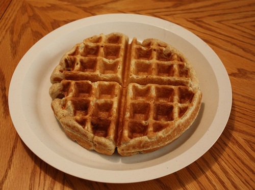 Presto 03510 Ceramic FlipSide Belgian Waffle Maker, Nonstick, Cool Touch Handles, Black Customer Review Presto 03510 Ceramic FlipSide Belgian Waffle Maker, Nonstick, Cool Touch Handles, Black - Customer Photo 2