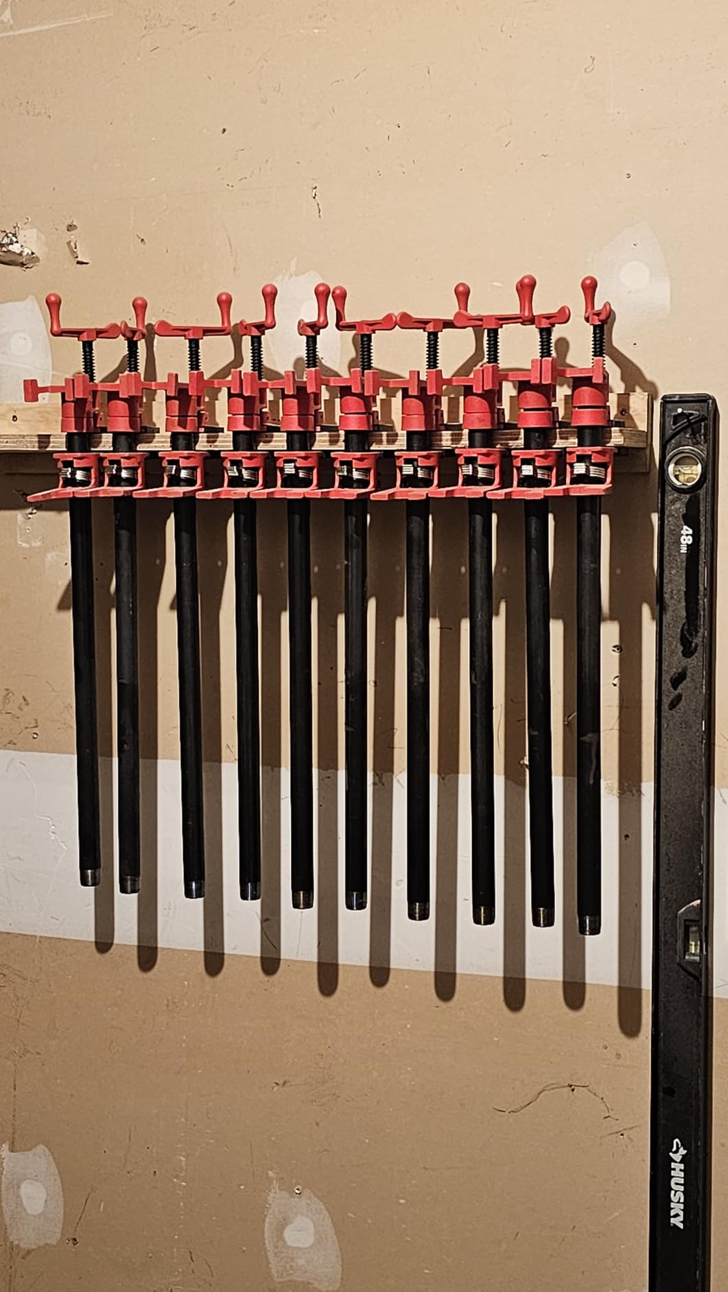 Bessey BPC-H34, 3/4-In. H Style Pipe Clamps - Incredibly Versatile, Easy To Assemble, Indespensable Workshop Clamp For Woodworking, Carpentry, Home Improvement, and DIY Projects customer photo 2