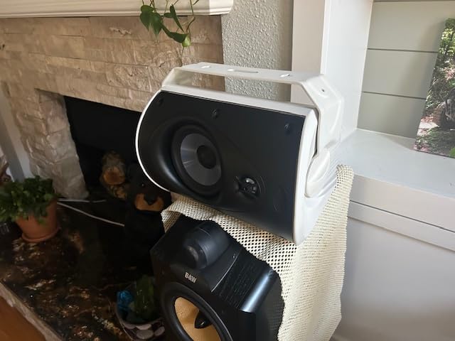 Polk Audio Atrium 4 Weatherproof Outdoor Speakers with Powerful Bass (Pair, Black), All-Weather Durability, Broad Sound Coverage, Speed-Lock Mounting System customer photo 1