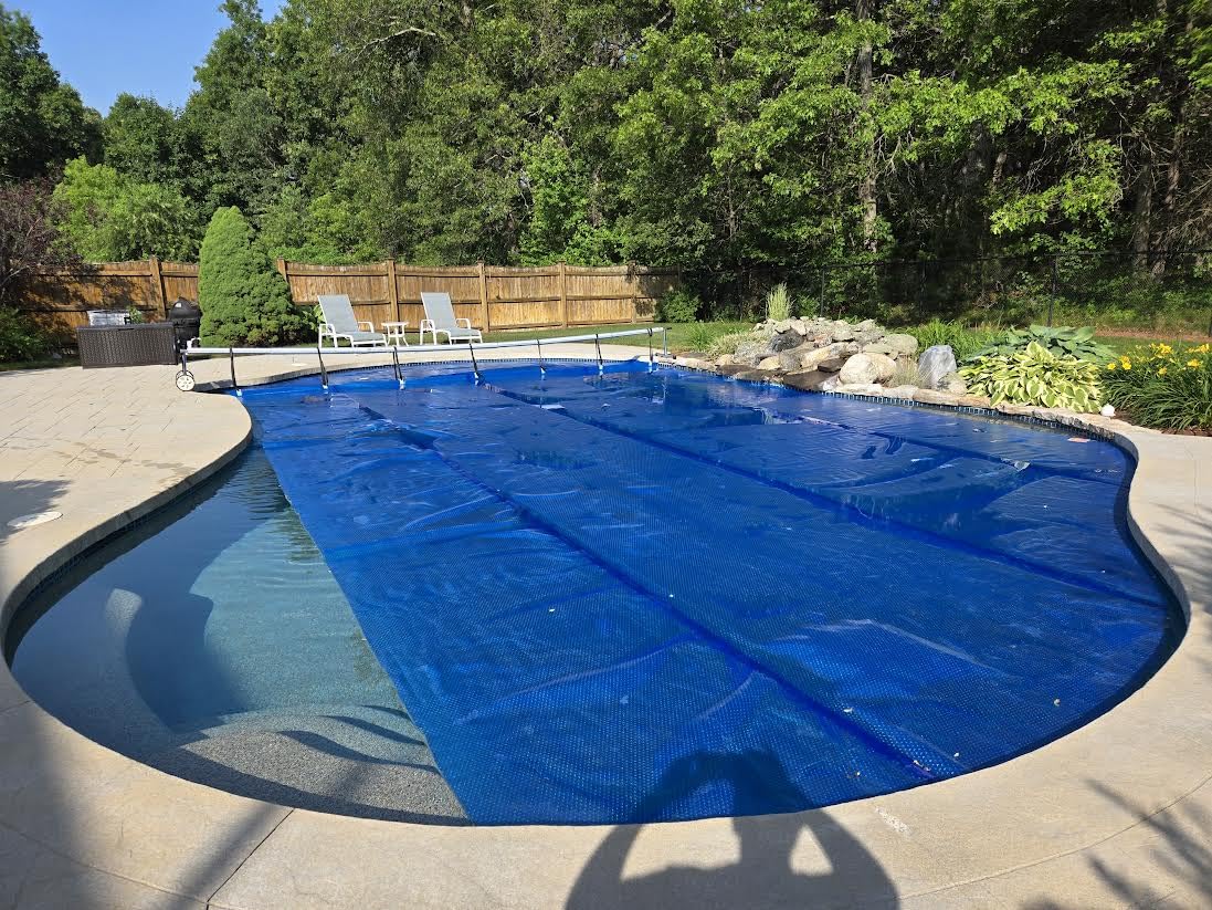 Blue Wave NS405 12-mil Solar Blanket for Rectangular In-Ground Pools, 12-ft x 24-ft, Blue - Customer Photo 2