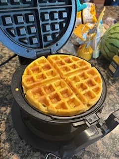bella Classic Rotating Belgian Waffle Maker with Nonstick Plates, Removable Drip Tray, Adjustable Browning Control and Cool Touch Handles, Black Customer Review bella Classic Rotating Belgian Waffle Maker with Nonstick Plates, Removable Drip Tray, Adjustable Browning Control and Cool Touch Handles, Black - Customer Photo 1
