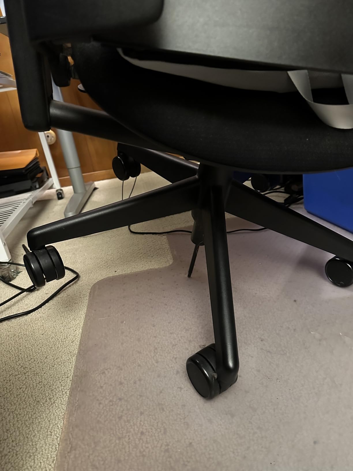Steelcase Leap Office Chair - Seven Points of Adjustability - Ergonomic Back Support Chair - Lumbar Support - 4D Adjustable Arms - Black Frame - Onyx Customer Review Steelcase Leap Office Chair - Seven Points of Adjustability - Ergonomic Back Support Chair - Lumbar Support - 4D Adjustable Arms - Black Frame - Onyx - Customer Photo 2