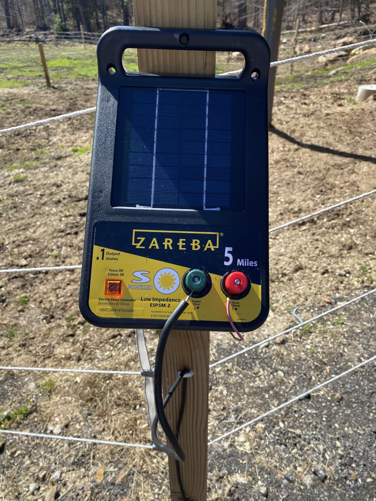 Zareba ESP5M-Z Solar Powered Electric Fence Charger - 5 Mile Lightning Electric Fence Energizer, Low Impedance, Contain Animals and Keep Out Predators, Black customer photo 2