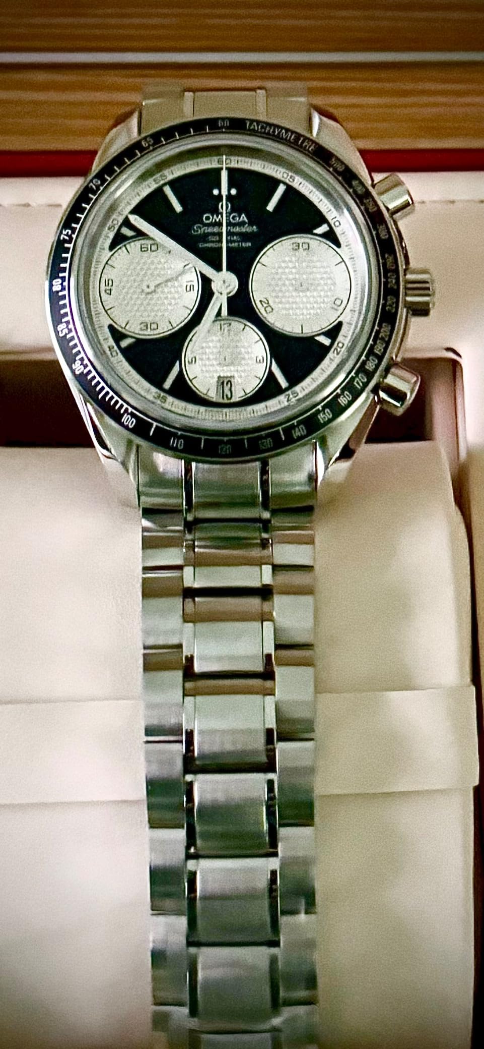 Omega Men's 326.30.40.50.01.002 Speed Master Racing Analog Display Swiss Automatic Silver Watch - Customer Photo 2