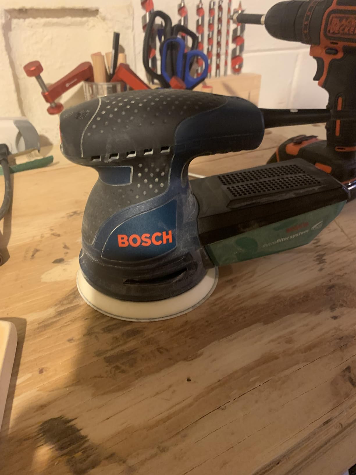 BOSCH ROS20VSC Palm Sander 2.5 Amp 5 Inch Corded Variable Speed Random Orbital Sander Customer Review BOSCH ROS20VSC Palm Sander 2.5 Amp 5 Inch Corded Variable Speed Random Orbital Sander - Customer Photo 1
