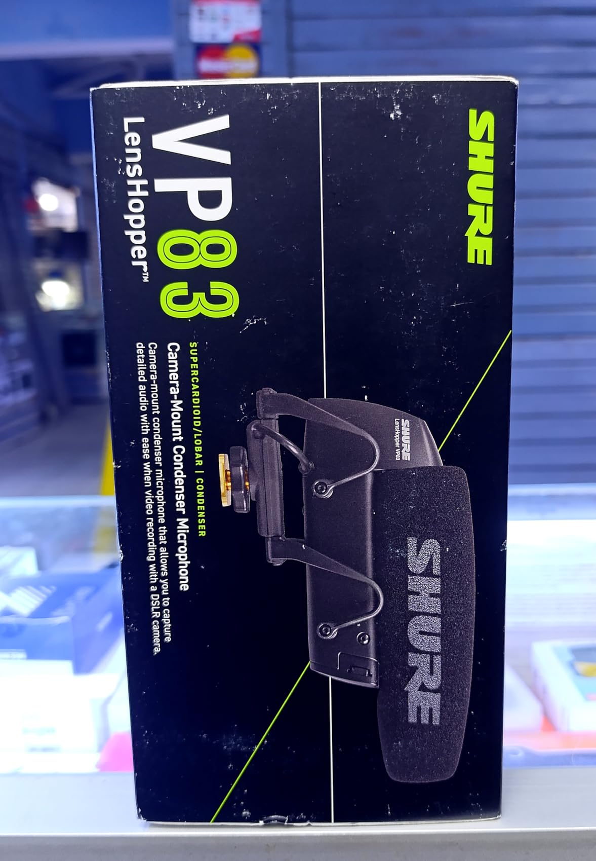 Shure VP83 LensHopper Camera-Mounted Condenser Shotgun Microphone for use with DSLR Cameras and HD Camcorders - Capture Detailed, High Definition Audio with Full Low-end Response - Customer Photo 1