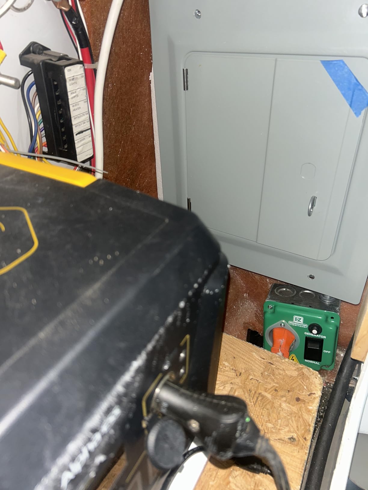 EZ GENERATOR SWITCH - The Original, Patented, UL/CSA Approved Manual Transfer Switch - Customer Photo 1