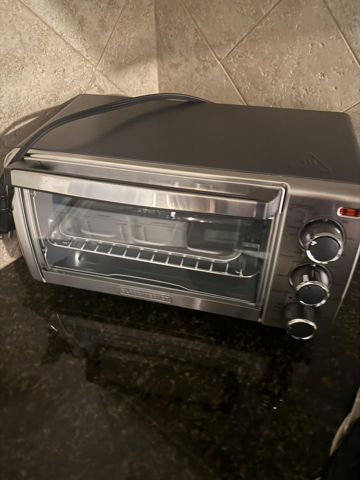BLACK+DECKER TO1313SBD Toaster Oven, 15.47 Inch, Silver customer photo 2