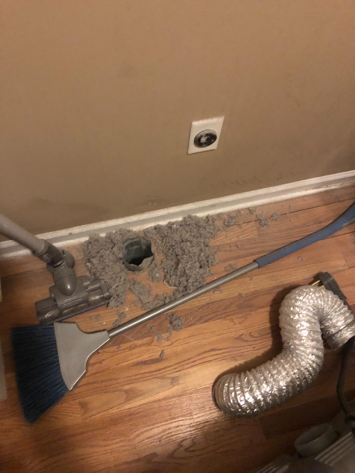 Deflecto DVBRUSH12K/6 Dryer Duct Cleaning Kit, Lint Remover, Extends up to 12 Feet, Synthetic Brush Head, Use with or without a Power Drill - Customer Photo 2