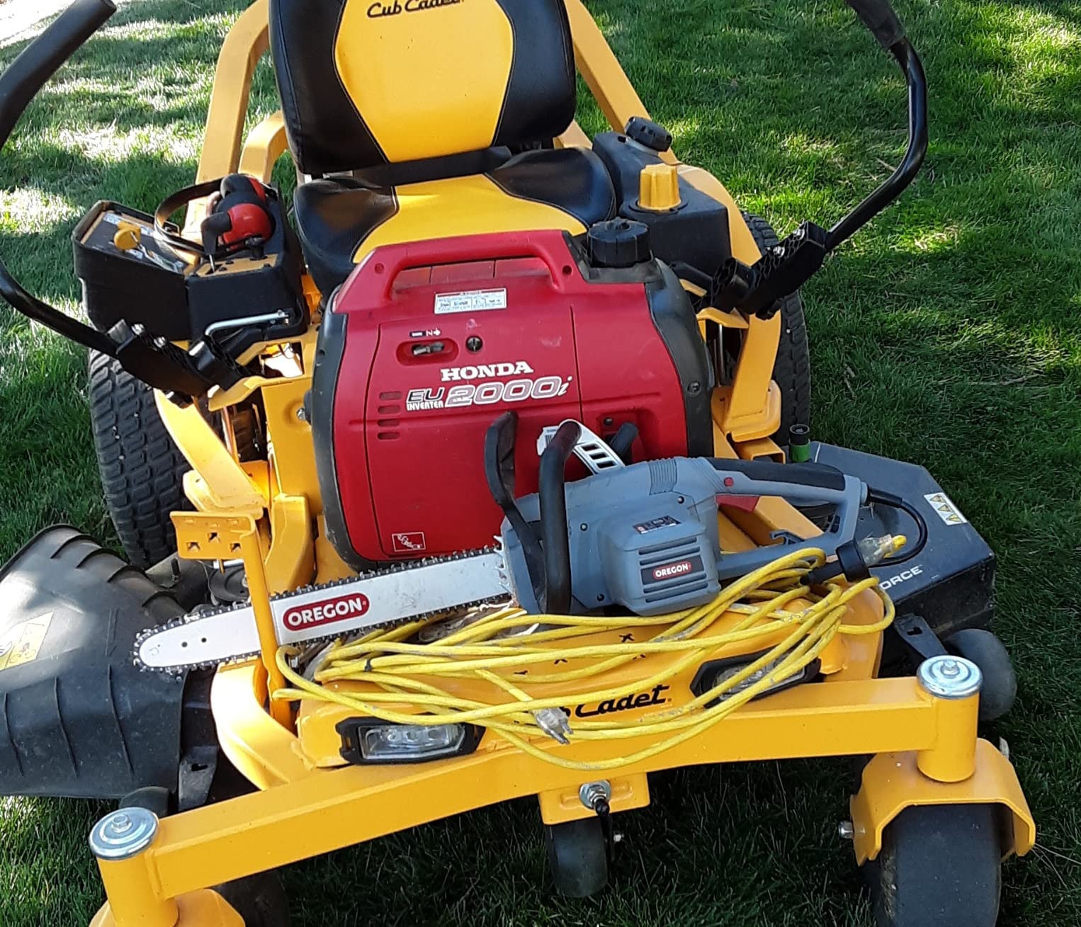 Oregon CS1500 Self-Sharpening Electric Chain Saw - Customer Photo 1