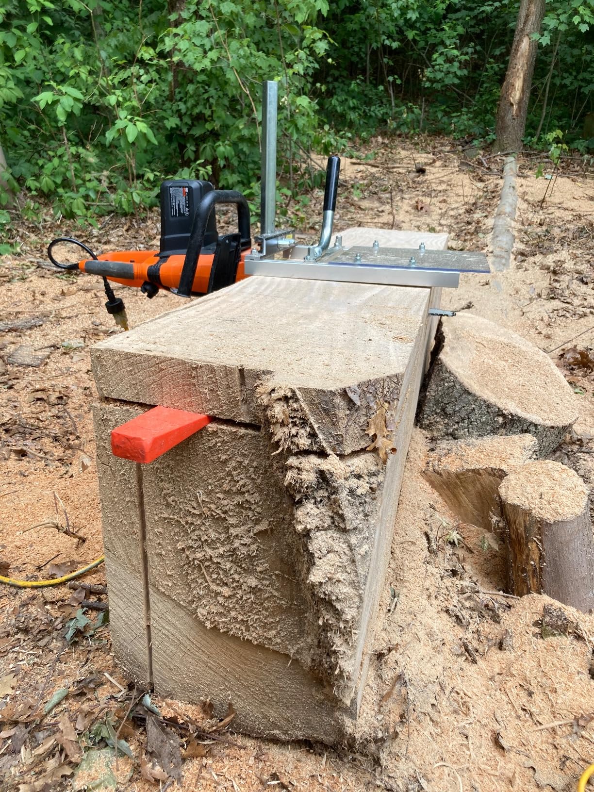 BLACK+DECKER Electric Chainsaw Corded, 18-Inch, 15-Amp Lightweight Chain Saw with Automatic Oiler (CS1518) - Customer Photo 2