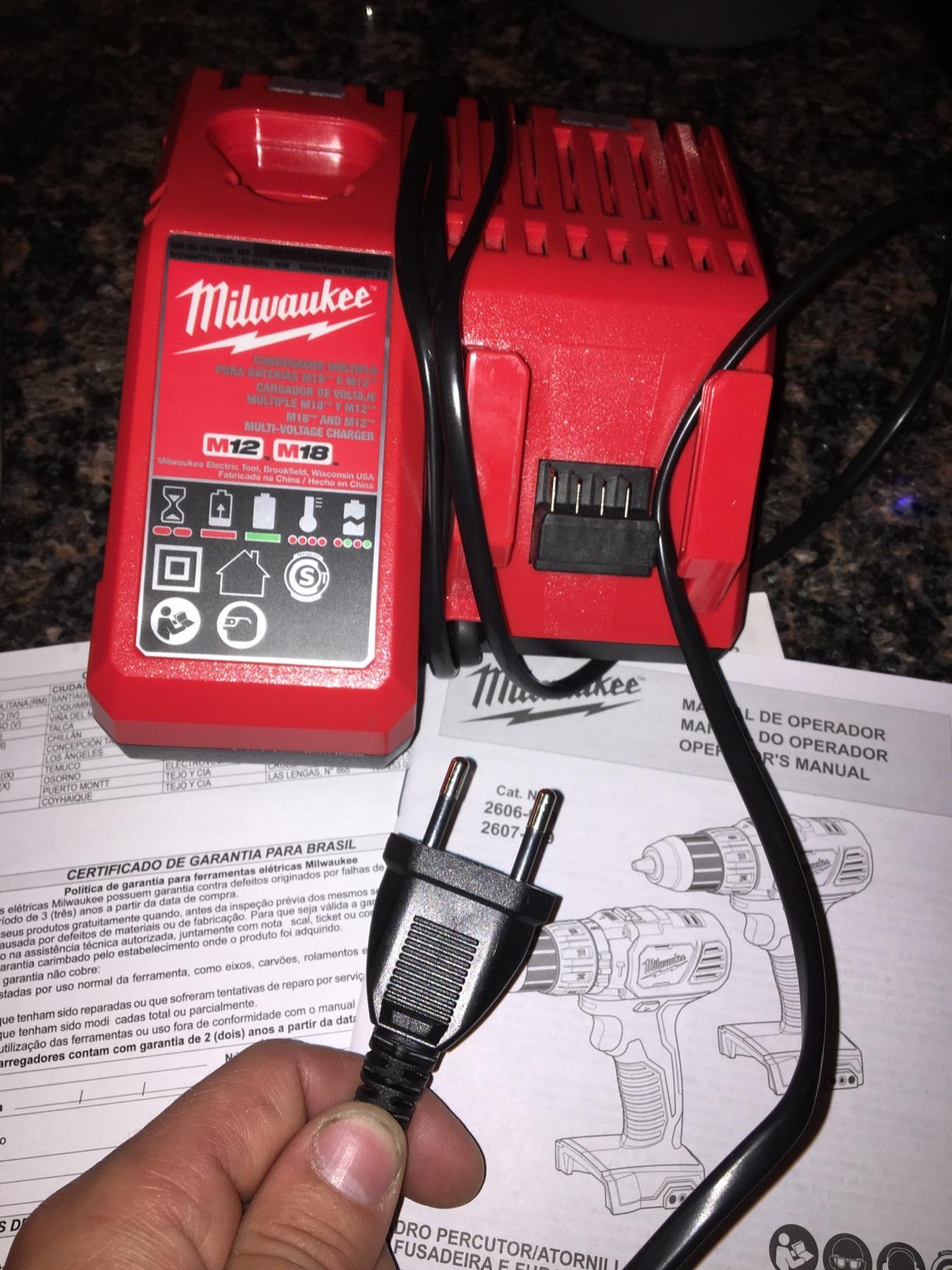 Milwaukee M18 18V Lithium-Ion 1/2 Inch Cordless Drill Driver Compact Kit (2606-21CT) customer photo 1