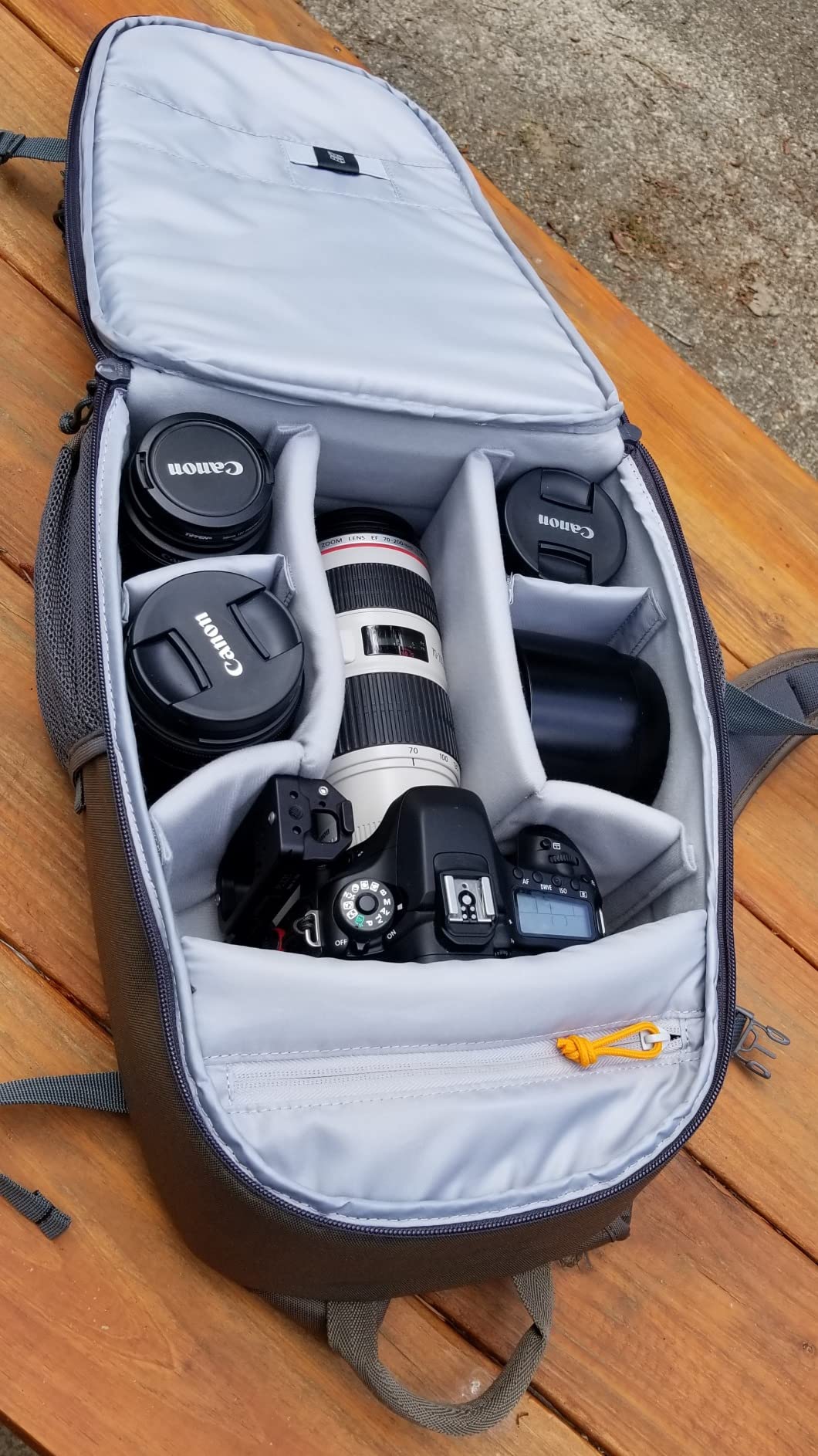 Lowepro Tahoe BP 150, Camera Bag, Lightweight Compact Camera Backpack for Cameras, CSC, DJI Spark Drone, Black, 27.5 x 21.7 x 40.3 cm, Medium Customer Review Lowepro Tahoe BP 150, Camera Bag, Lightweight Compact Camera Backpack for Cameras, CSC, DJI Spark Drone, Black, 27.5 x 21.7 x 40.3 cm, Medium - Customer Photo 2