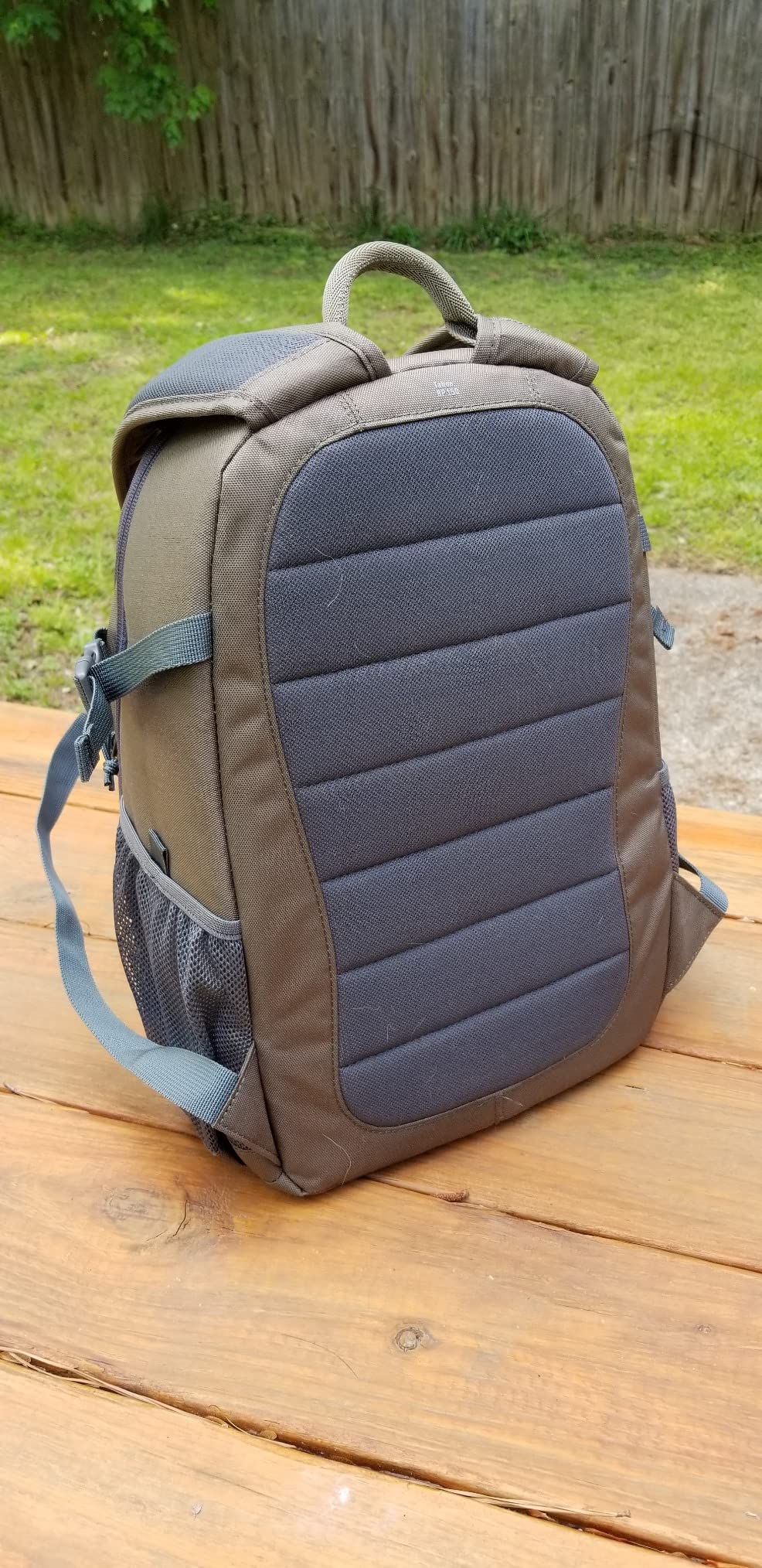 Lowepro Tahoe BP 150, Camera Bag, Lightweight Compact Camera Backpack for Cameras, CSC, DJI Spark Drone, Black, 27.5 x 21.7 x 40.3 cm, Medium LP36892-PWW - Customer Photo 3