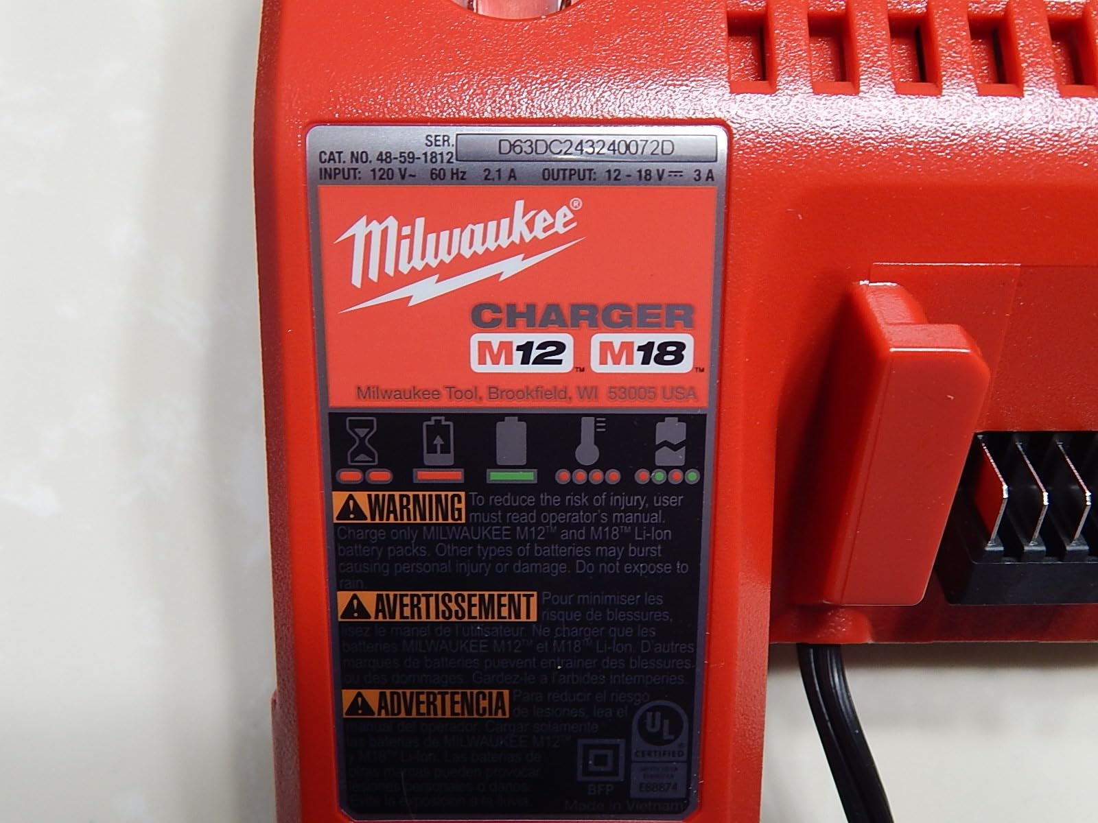 Milwaukee 48-59-1850 M18 RED LITHIUM XC 5.0 Ah Batteries (2) + 48-59-1812 M12 and M18 Multi Voltage Charger kit customer photo 1