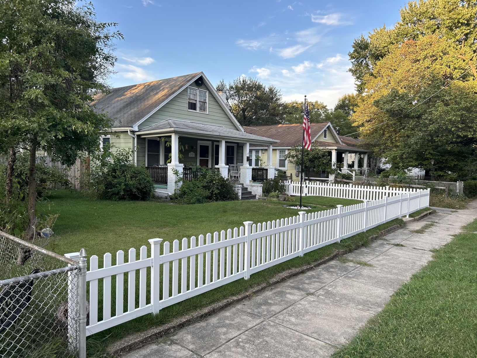 3ft H x 6ft W (1 Panel + 1 Post) No Dig WamBam Newport Fence Kit, White Vinyl Picket Fence, Easy Install Outdoor Barrier for Backyard or Patio, DIY Decorative Border, ZP19002 customer photo 2