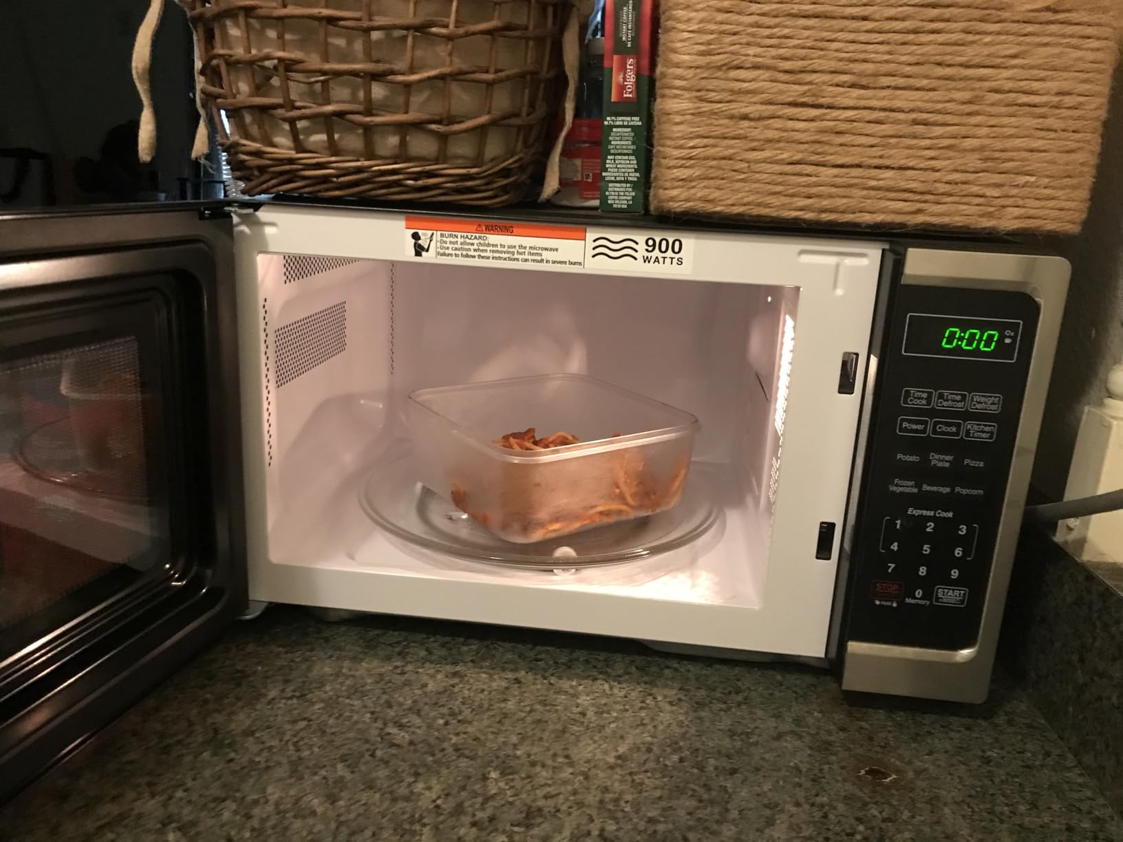 Farberware 1.1 Cu. Ft. Countertop Microwave Oven - 1000 Watts Power, Auto Cook Settings, Defrost, Easy Clean and Child Safety Lock - Stainless customer photo 2