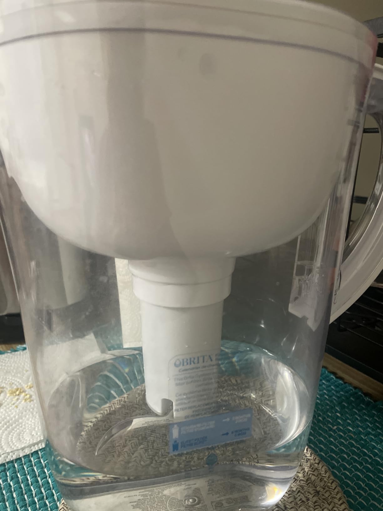 Brita Large Water Filter Pitcher for Tap and Drinking Water, Includes 1 Standard Filter, BPA-Free, Lasts Two Months, 10-Cup Capacity, Bright White customer photo 1