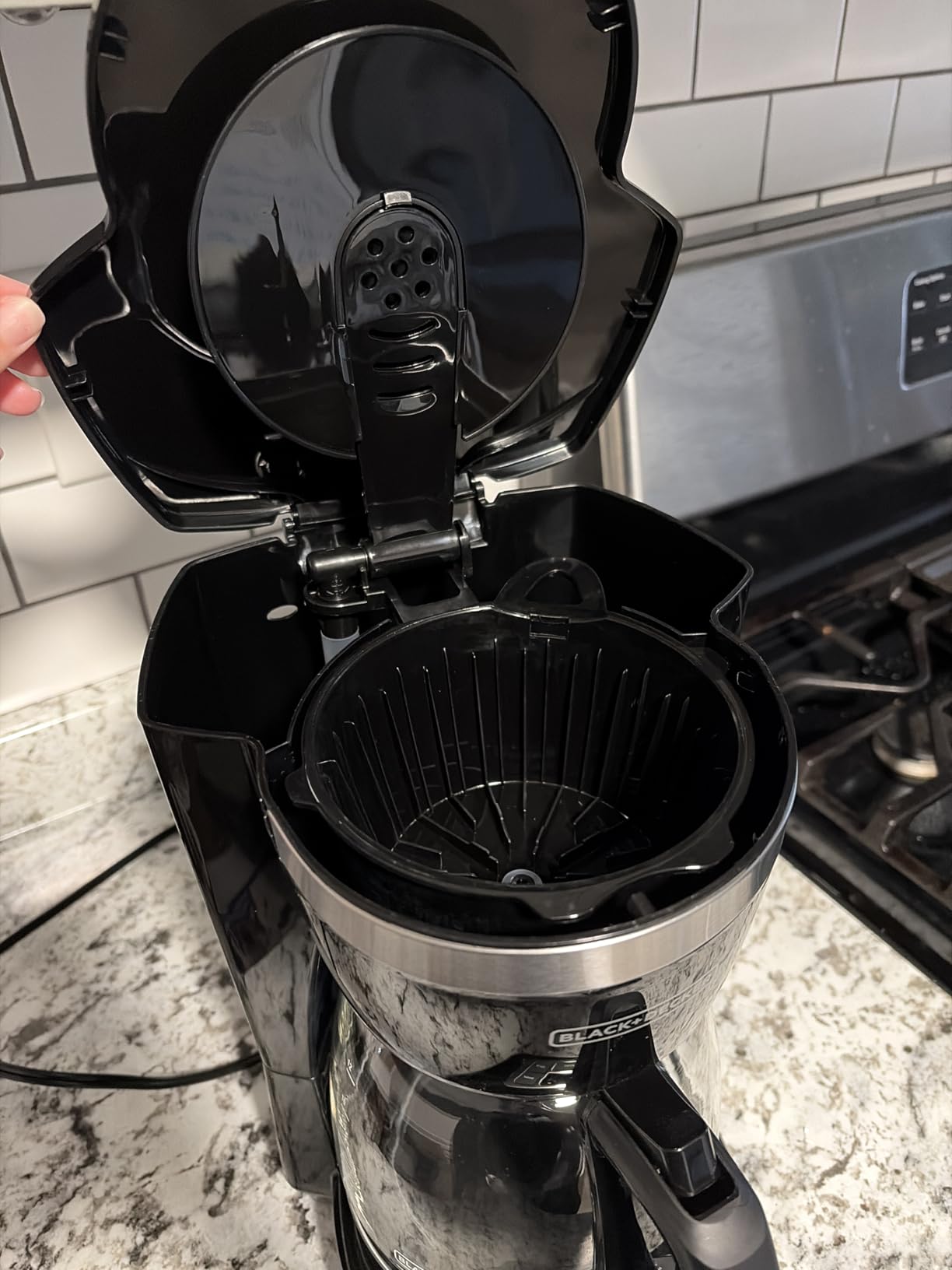 BLACK+DECKER 12-Cup Digital Coffee Maker, Programmable, Washable Basket Filter, Sneak-A-Cup, Auto Brew, Water Window, Keep Hot Plate, Black customer photo 1