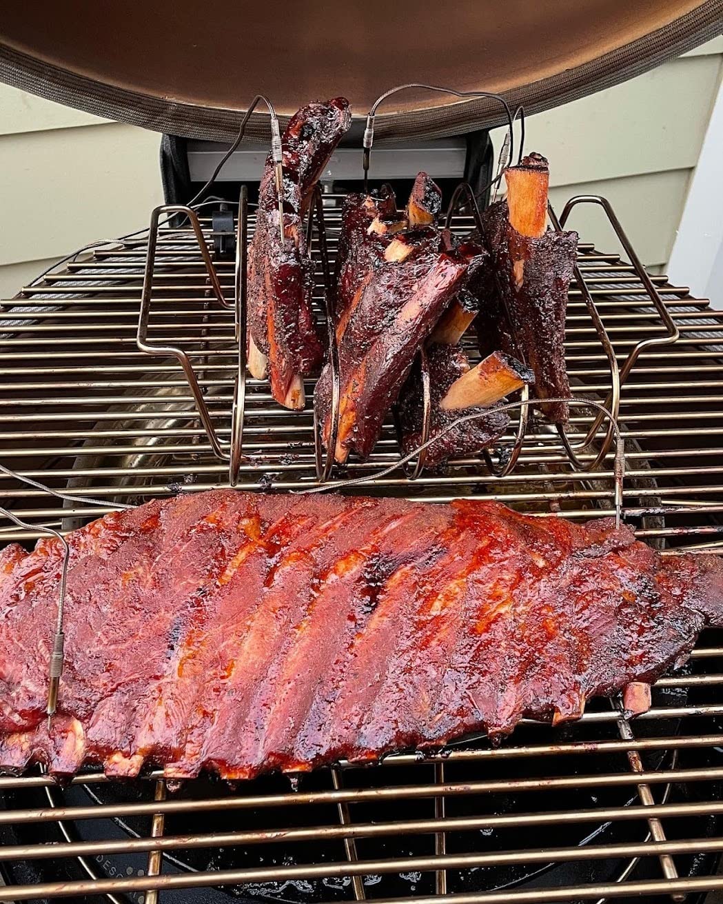 Kamado Joe Big Joe Series II 24-inch Ceramic Charcoal Grill and Smoker with Cart, Side Shelves, Stainless Steel Grates and 450 Cooking Square Inches - Customer Photo 2