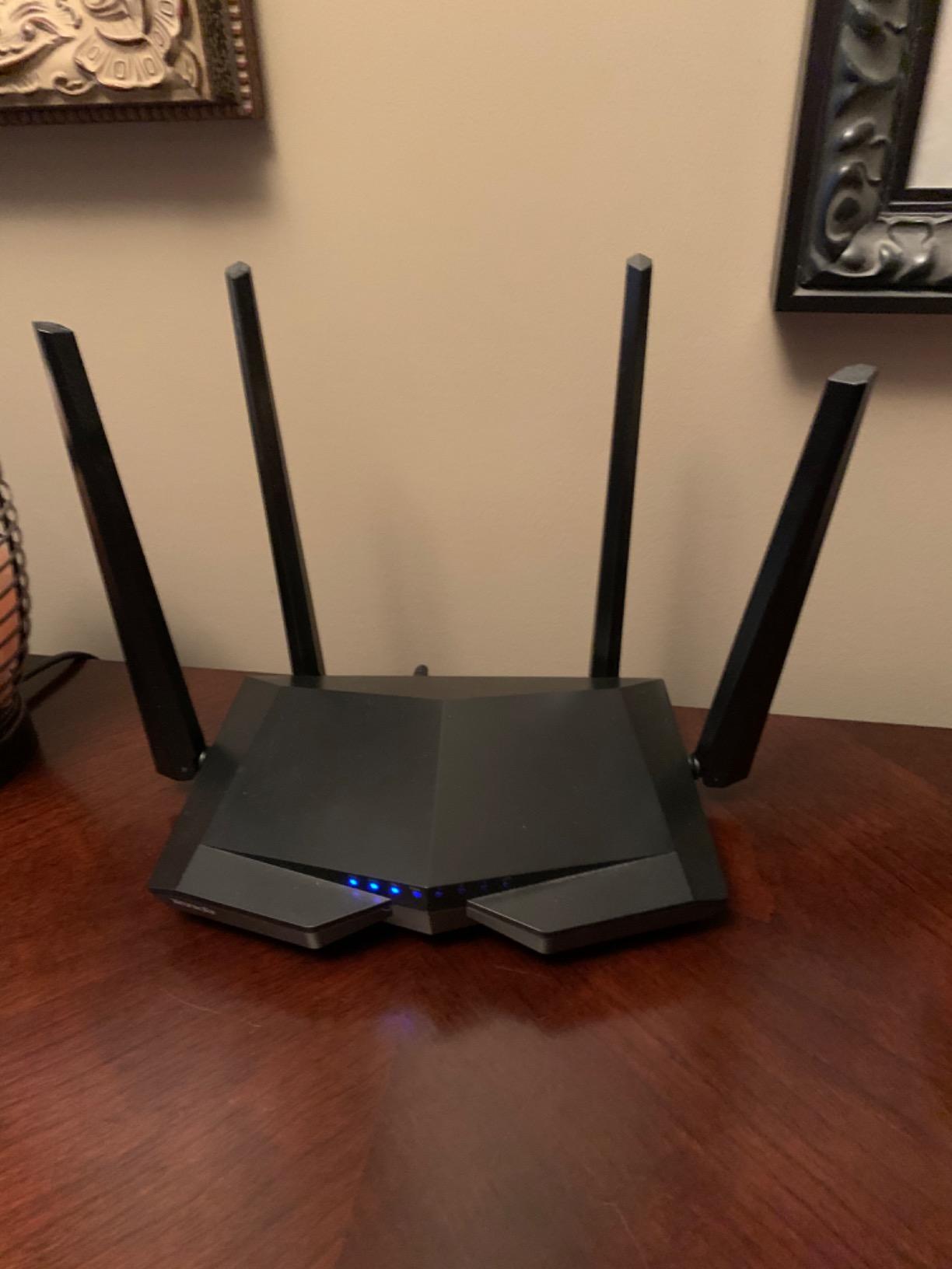 Tenda AC1200 Smart WiFi Router, High Speed Dual Band Wireless Internet Router with Smart APP, 4 x 100 Mbps Fast Ethernet Ports, Supports Guest WiFi, Access Point Mode, IPv6 and Parental Controls(AC6) Customer Review Tenda AC1200 Smart WiFi Router, High Speed Dual Band Wireless Internet Router with Smart APP, 4 x 100 Mbps Fast Ethernet Ports, Supports Guest WiFi, Access Point Mode, IPv6 and Parental Controls(AC6) - Customer Photo 2
